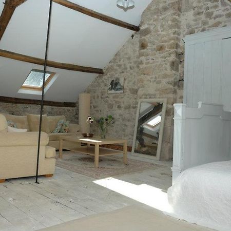 Le Moulin Des Farges Bed & Breakfast Meymac Dış mekan fotoğraf