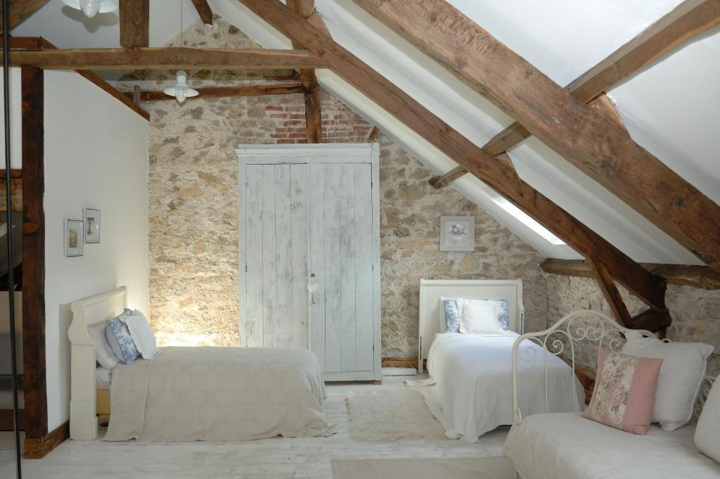 Le Moulin Des Farges Bed & Breakfast Meymac Oda fotoğraf