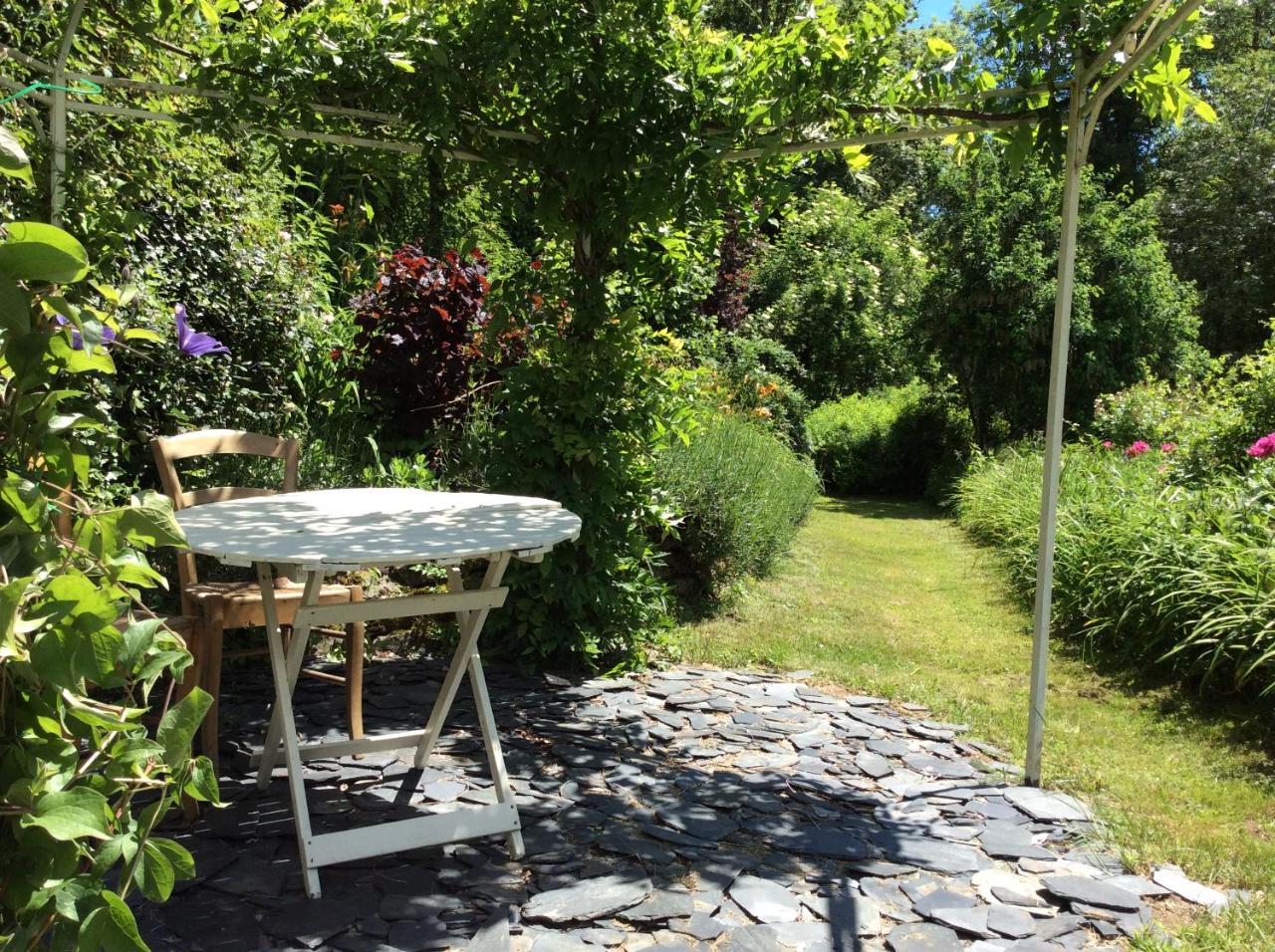 Le Moulin Des Farges Bed & Breakfast Meymac Dış mekan fotoğraf